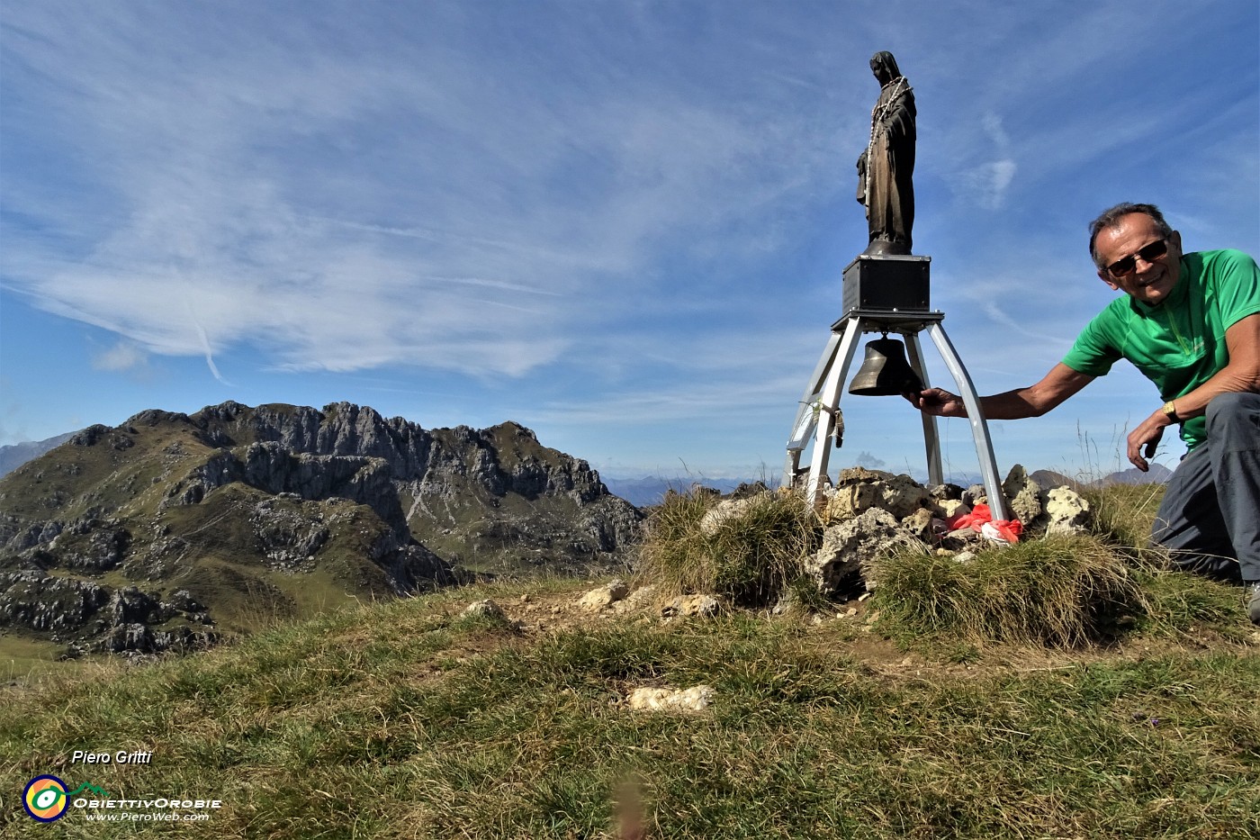 02 Alla Madonnina della Cima di Piazzo (2057 m).JPG